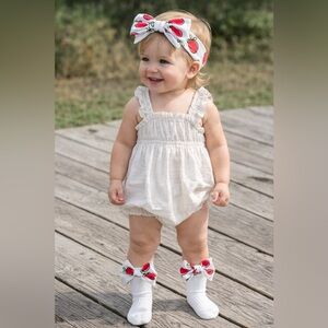 Adorable Toddler babies Strawberry Print Set of Headband & socks